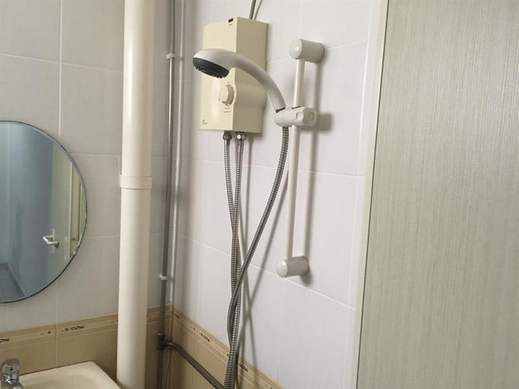Blk 571 Ang Mo Kio Avenue 3 (Ang Mo Kio), HDB 3 Rooms #174039212